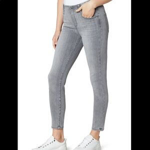 Liverpool THE GIA GLIDER™ ANKLE SKINNY